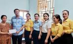 UB MTTQ xã Nghĩa Đàn trao quà cho nạn nhân chất độc da cam
